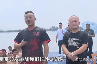 克6：看保罗和库里合作很疯狂 保罗穿勇士的球衣感觉很奇怪